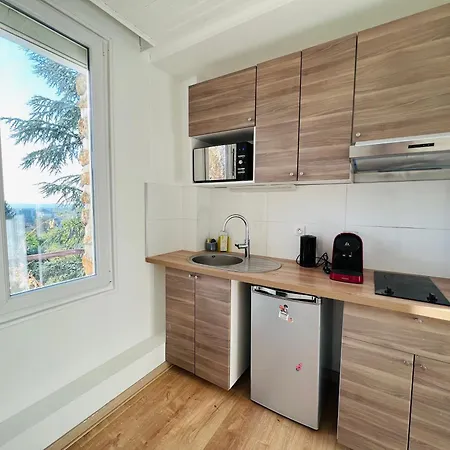 Charmant Logement Situe En Plein Verdure Et Au Centre Ville De Rosny Sous Bois Exterior photo