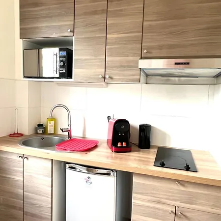Charmant Logement Situe En Plein Verdure Et Au Centre Ville De Rosny Sous Bois Exterior photo