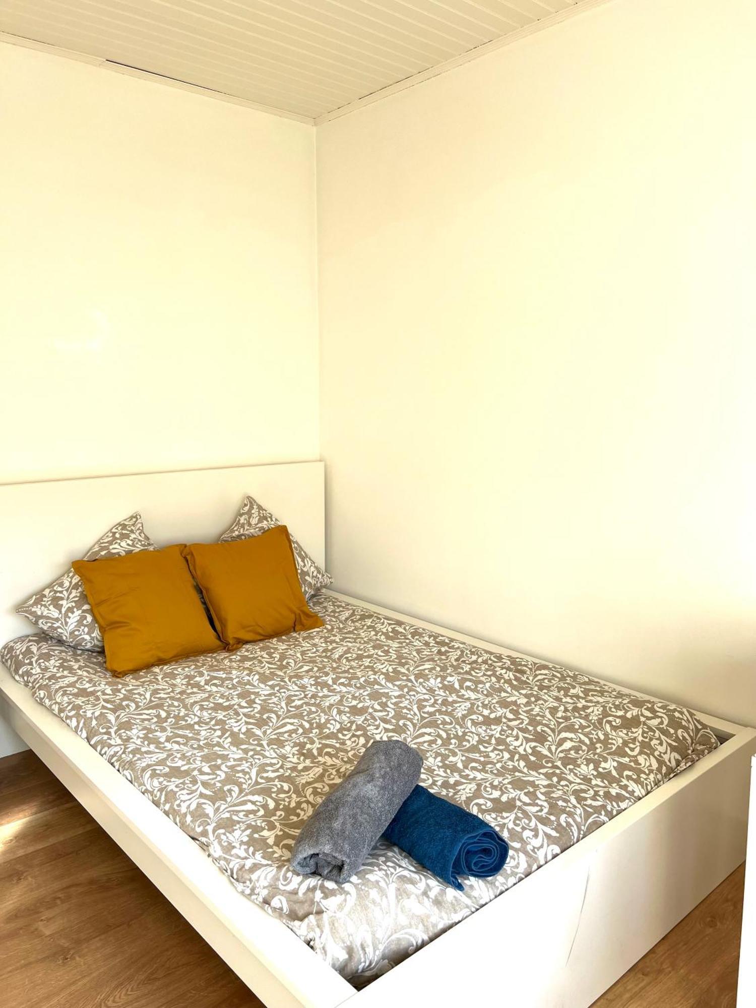Apartment Situe En Plein Verdure Et Au Centre De Sous Bois Rosny-sous-Bois